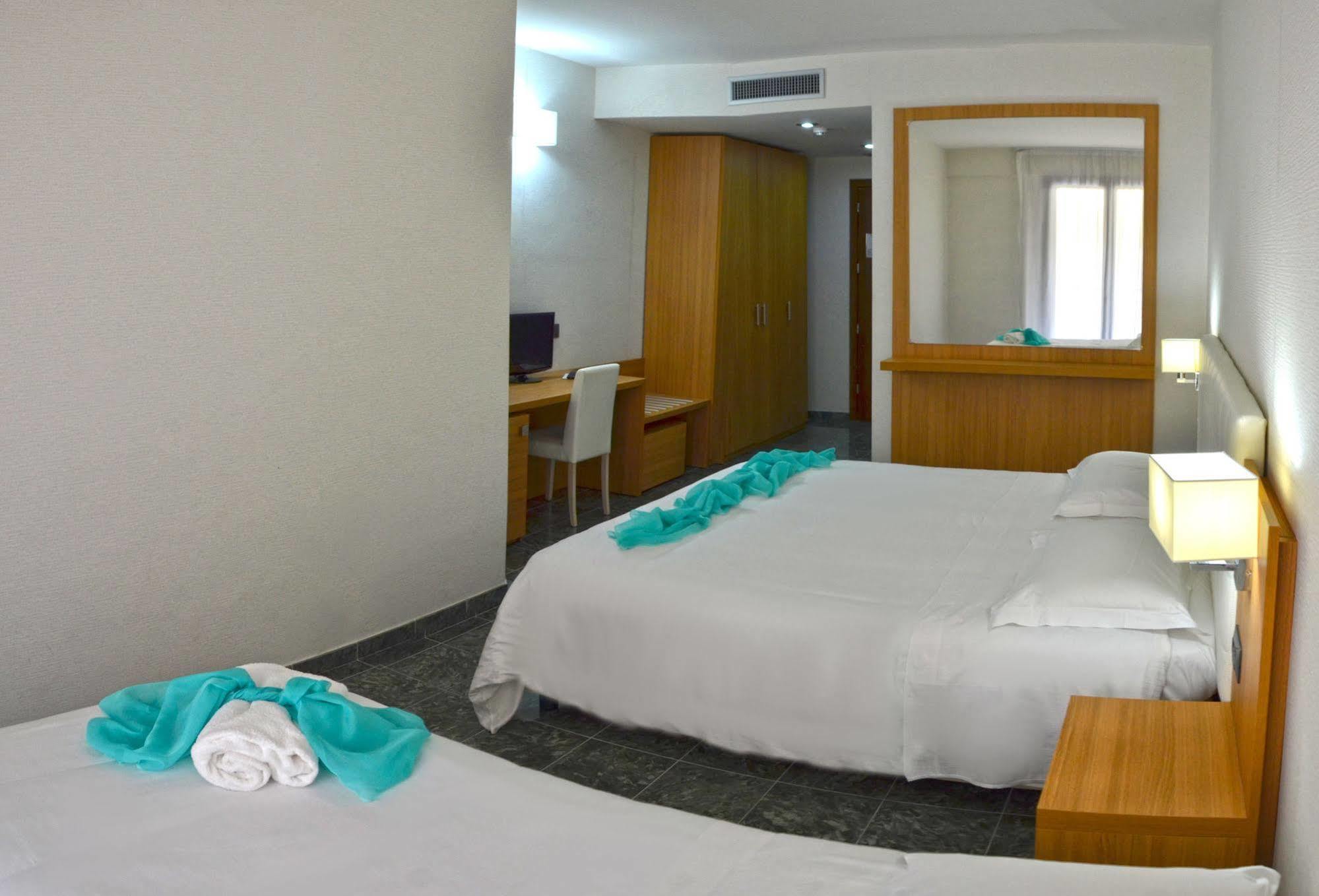 Vea Resort Hotel Mercato San Severino Exterior photo