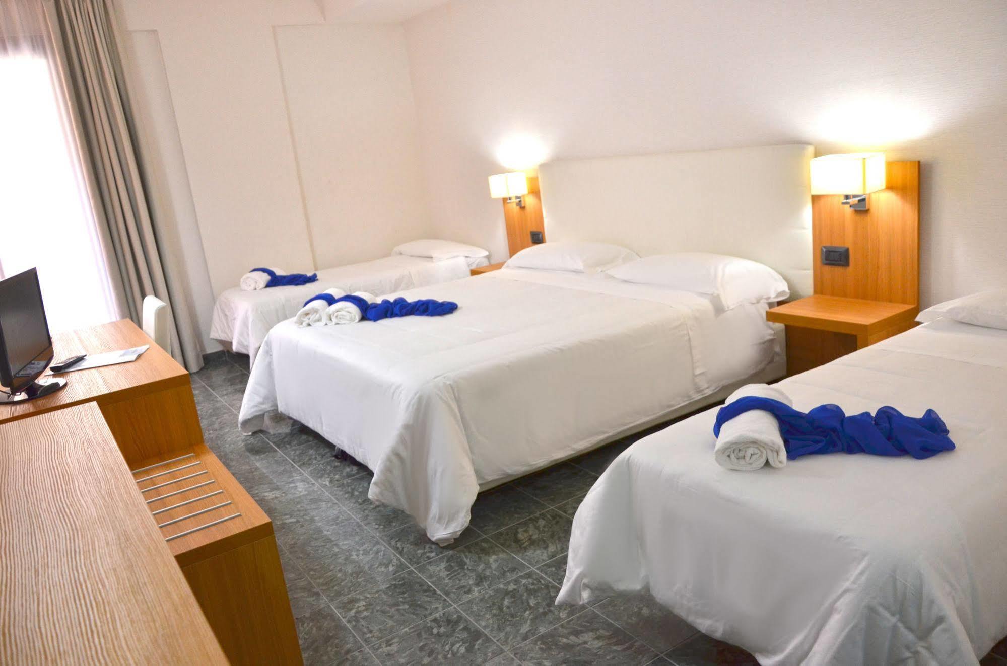 Vea Resort Hotel Mercato San Severino Exterior photo