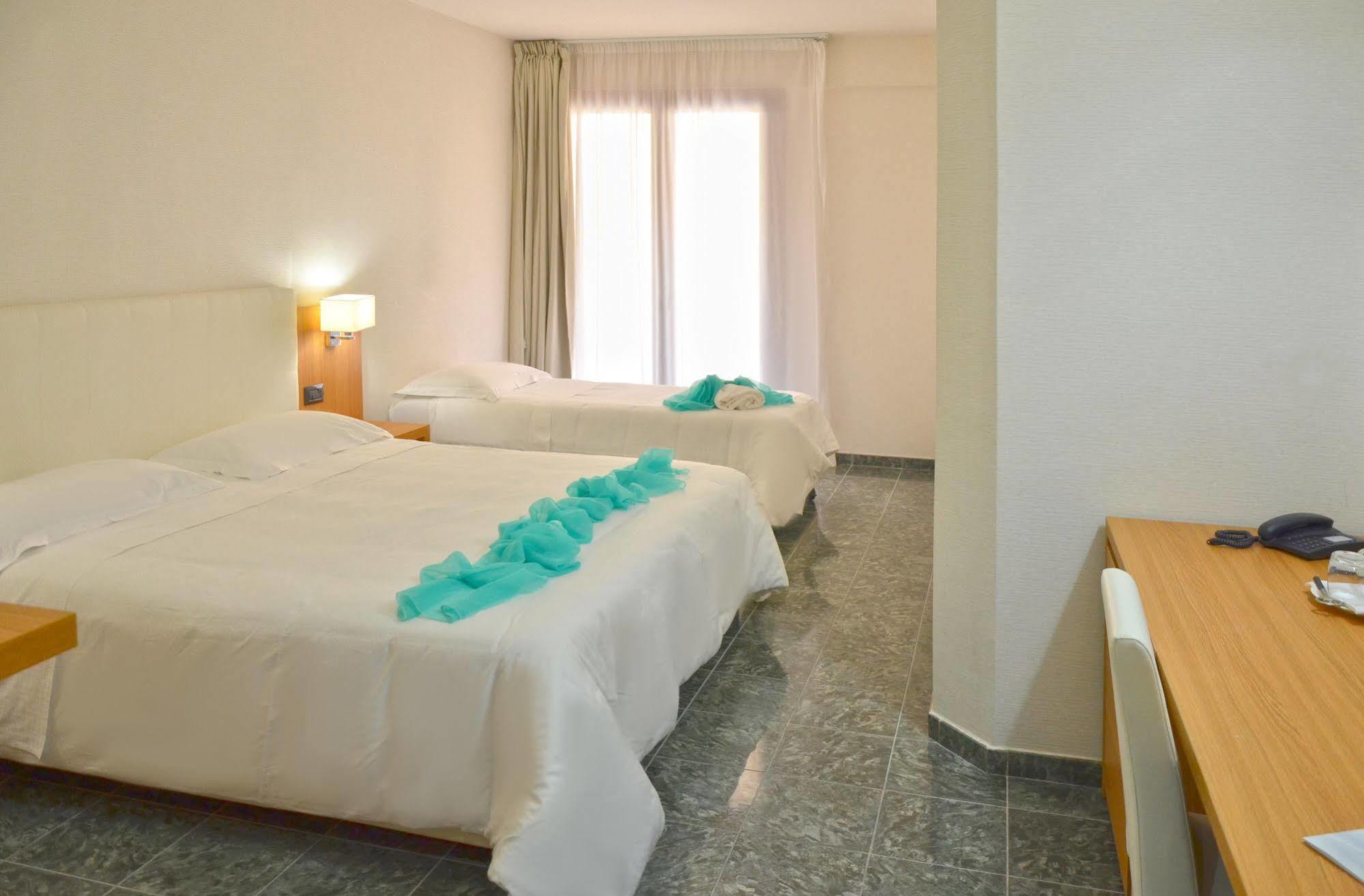 Vea Resort Hotel Mercato San Severino Exterior photo